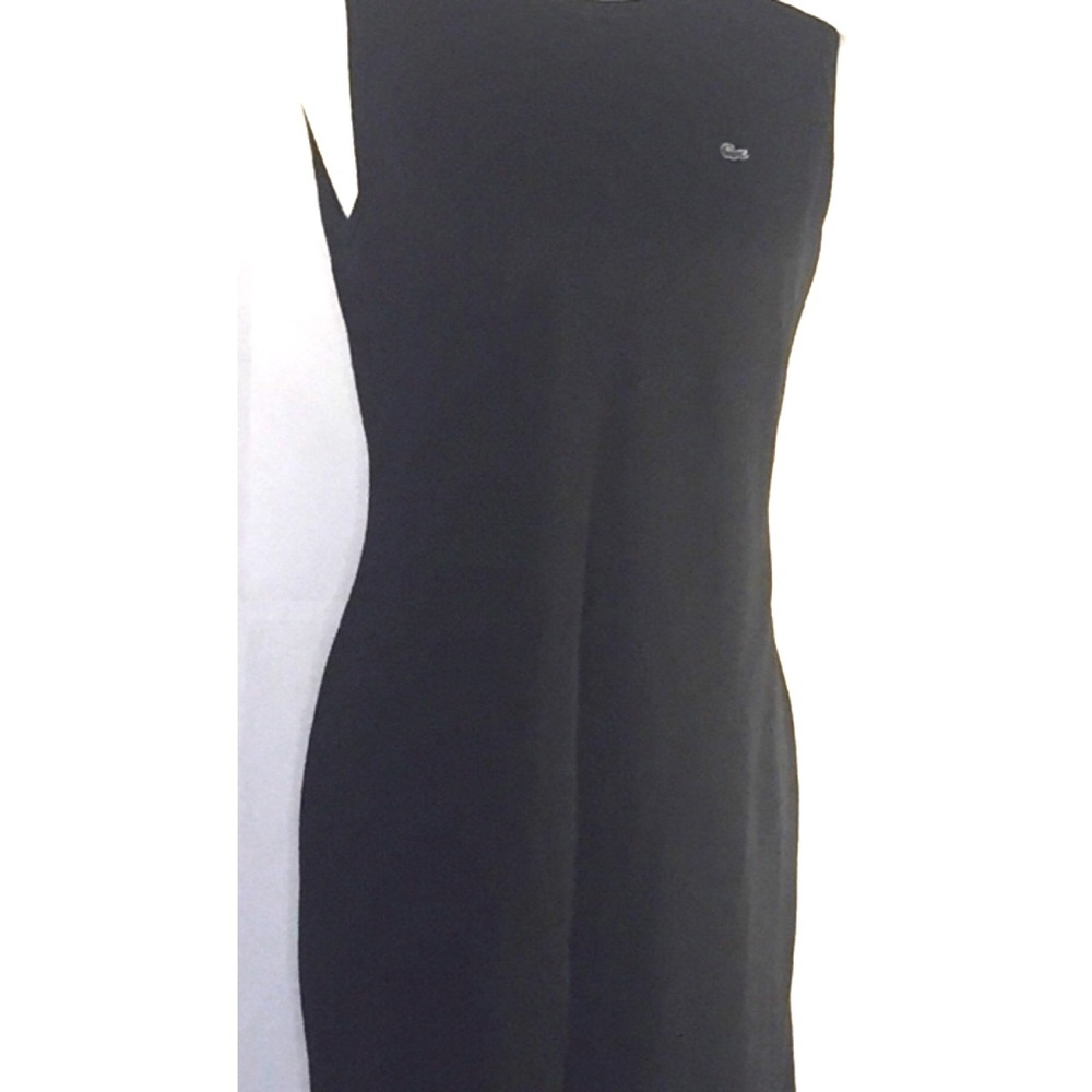 Black sleeveless stretch shirt dress